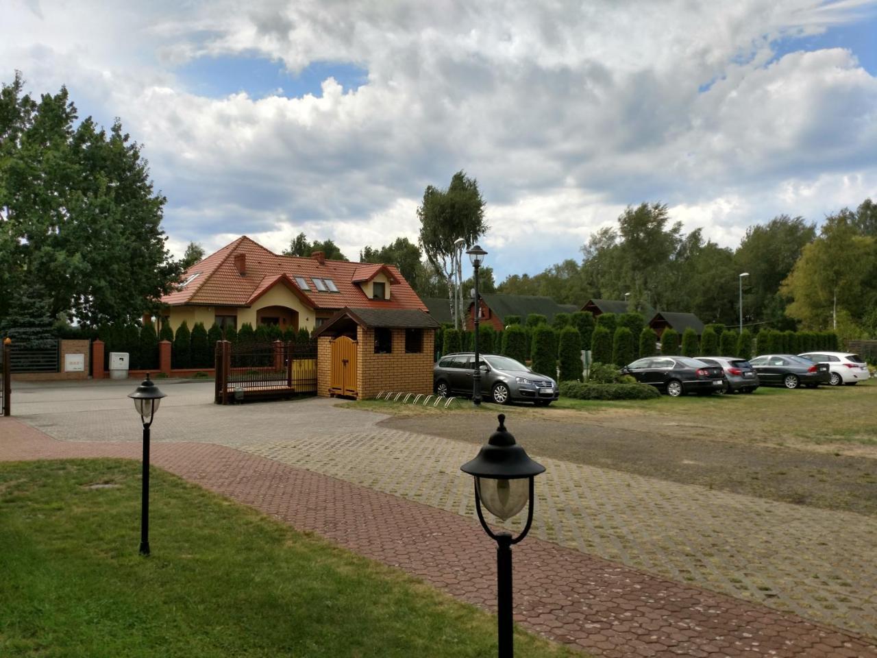 דז'ווירז'ינו Villa Sylvia מראה חיצוני תמונה